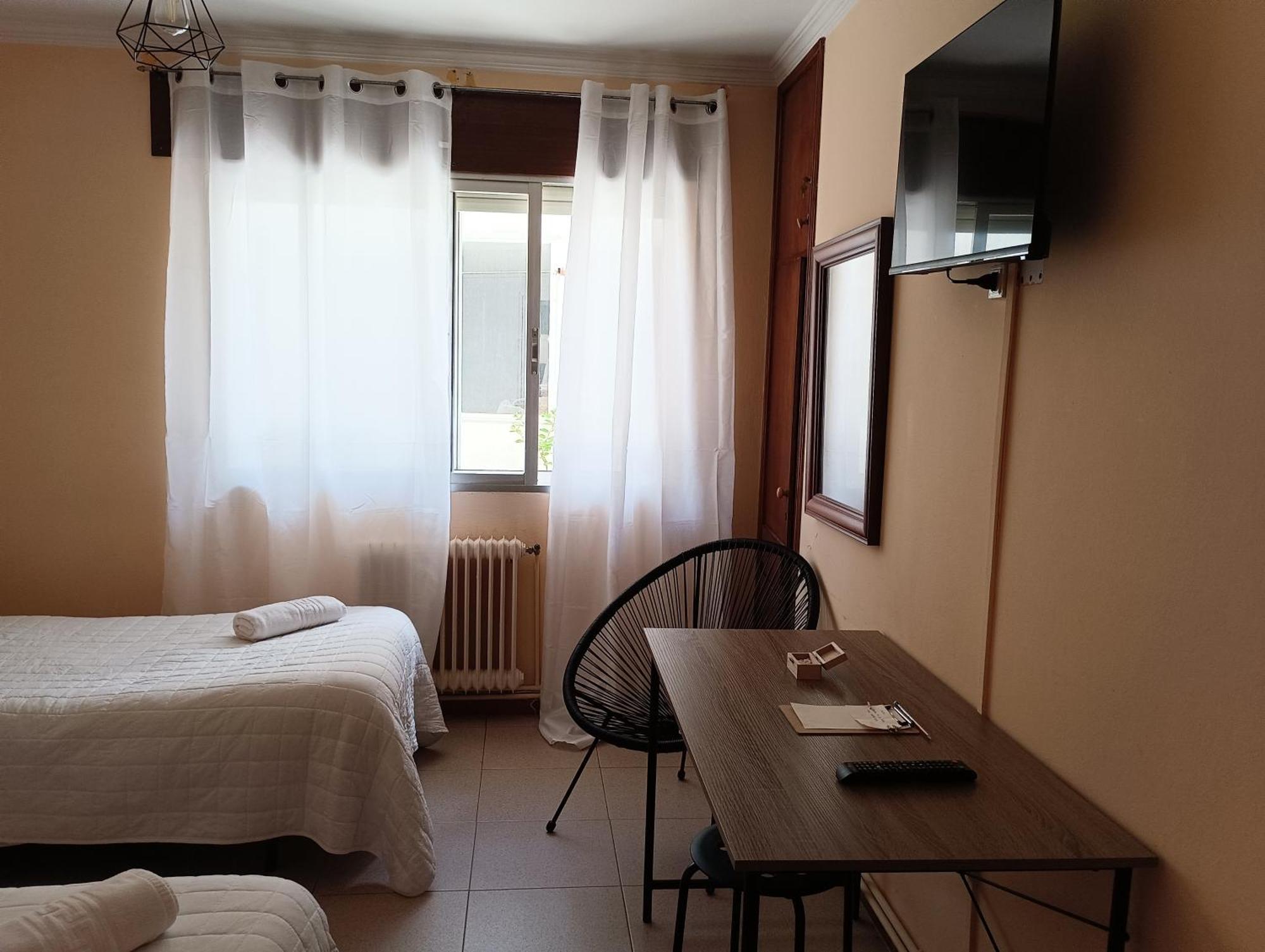 Hostal Pension Mar De Plata Lugo Eksteriør billede